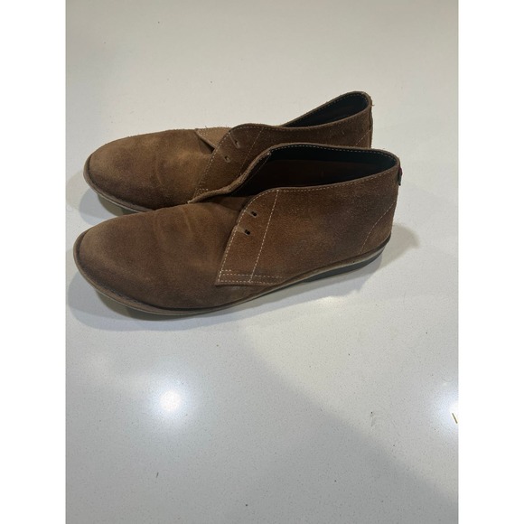 Chukka Veldskoen. Handsewn Goodyear style welt Comfortable, fashionable, & tough - Picture 2 of 7